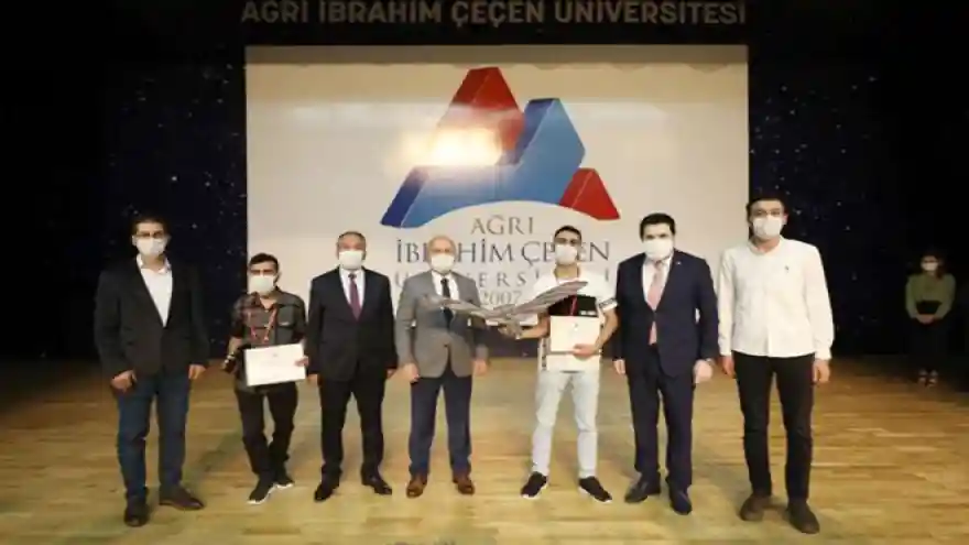 AİÇÜ’de Bilimsel Teşvik Ödülleri Töreni yapıldı