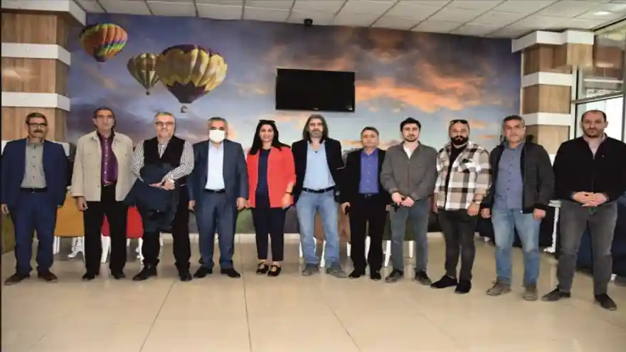 Doğubayazıt Belediye Başkanı Gazetecilerle bir araya geldi