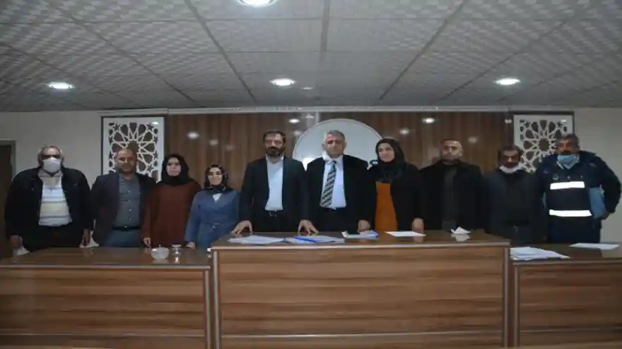 Toplu iş sözleşmesi ile işçilerin ücretlerinde %20 oranında artış sağlandı.