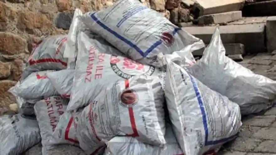 Doğubayazıt'ta kömür yardımları devam ediyor
