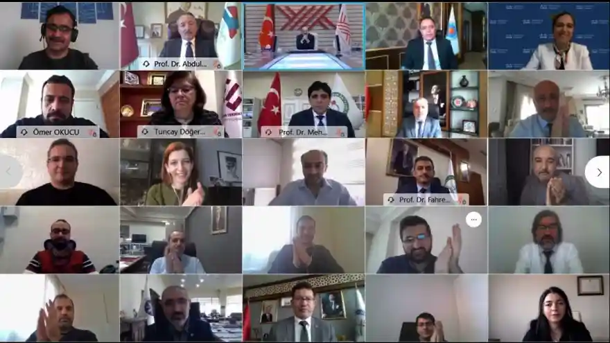 AİÇÜ'de Dijital Dönüşüm Eğitim Projesi Sertifika Töreni Yapıldı