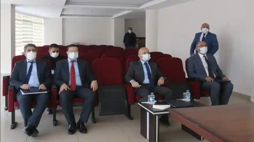 Vali Varol, Çevre ve Şehircilik İl Müdürlüğünü ziyaret etti.