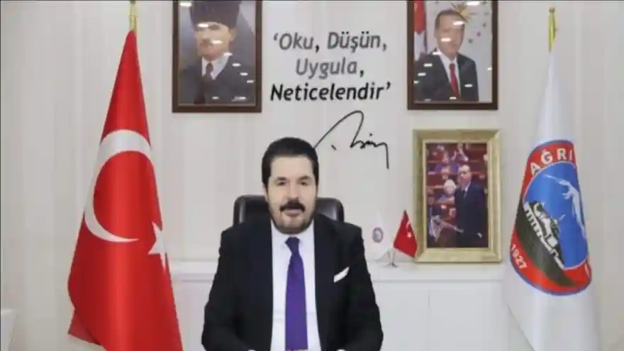 Belediye Başkanı Savcı Sayan’ın Yeni Yıl Mesajı