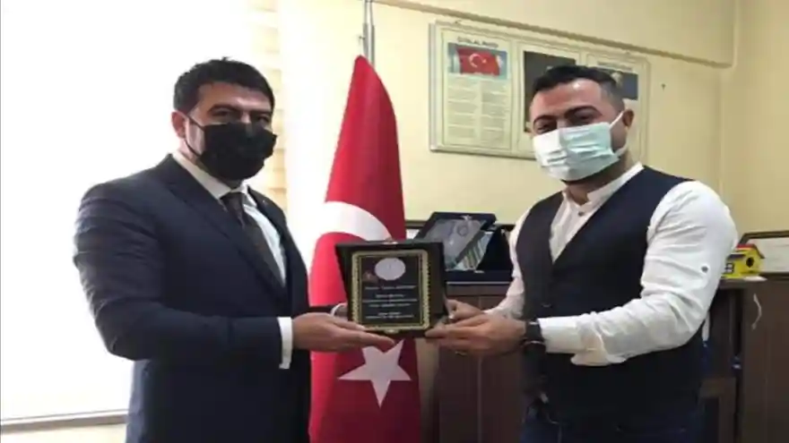 İlçe Sağlık Müdürlüğü’ne Plaket