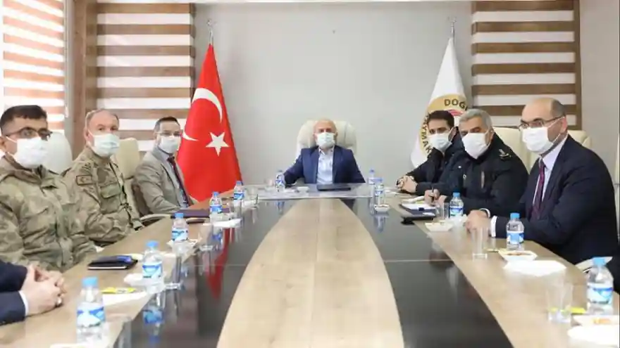 Vali Varol, Doğubayazıt Kaymakamlığını Ziyaret Etti