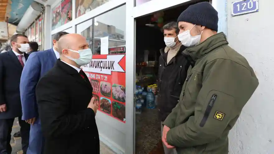 Vali Varol Diyadin'de esnaf ziyareti yaptı