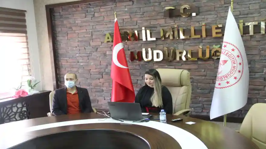 Ağrı'da "Sınav Kaygısı ve Motivasyon" konulu konferans düzenlendi