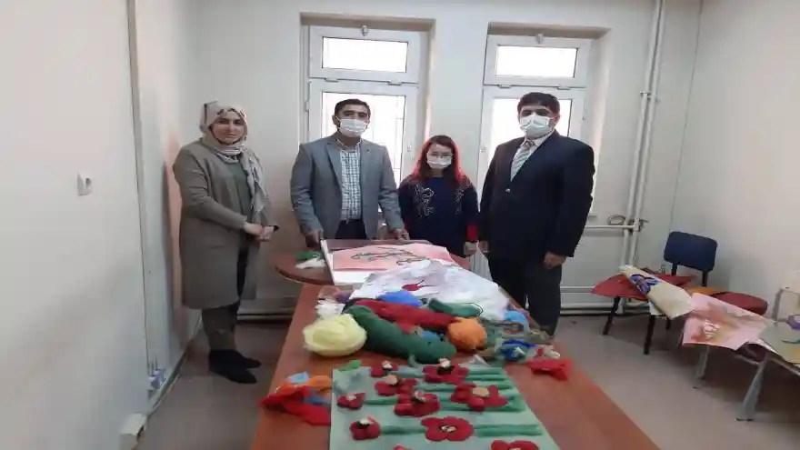 Rektör Alma Üniversitede Kurulan Keçe Atölyesini Ziyaret Etti