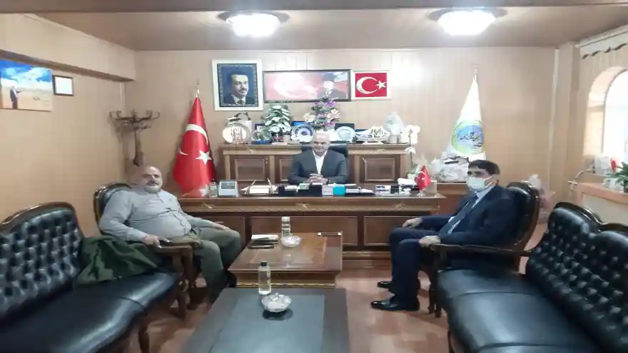 Rektör Alma’dan Tuzluca Belediye Başkanı Türkan’a Ziyaret
