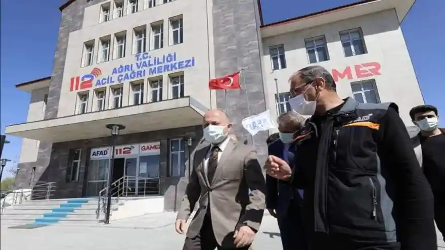 Vali Varol'dan, 112 Acil Çağrı Merkezine Ziyaret