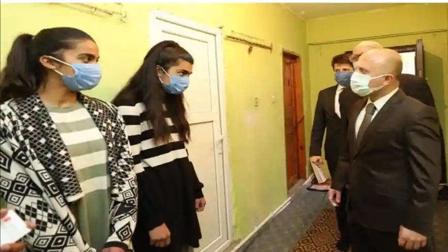 Vali Varol'dan Koç Ailesine Ziyaret