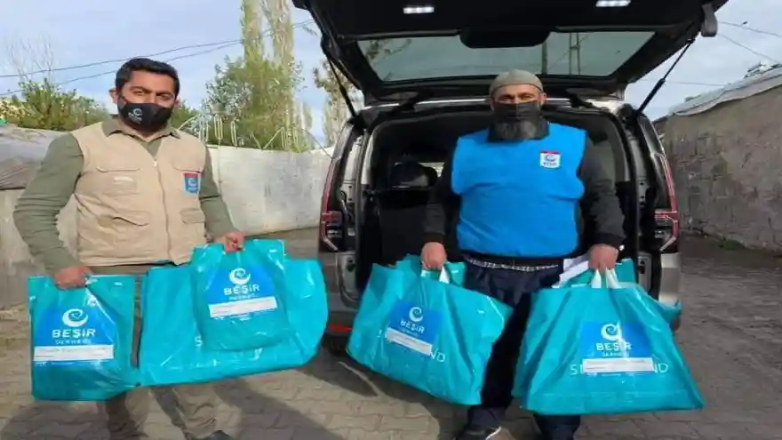 Beşir Derneğinden  Annelere Bayram Hediyesi