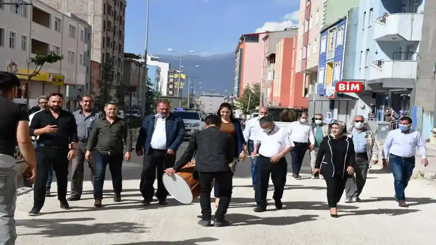 Doğubayazıt'lılar en Kısa Zamanda Çukurlardan ve Tozdan Kurtulacak