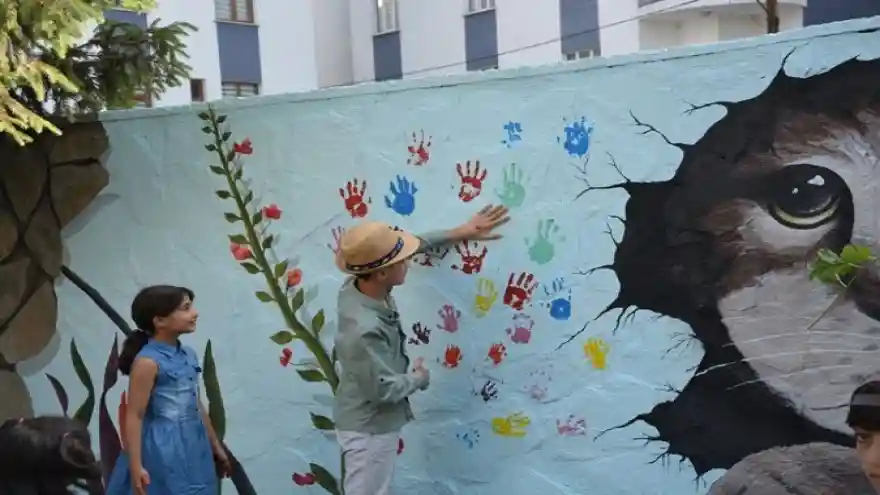 Patnos Belediyesi Duvarları Sanata Dönüştürüyor