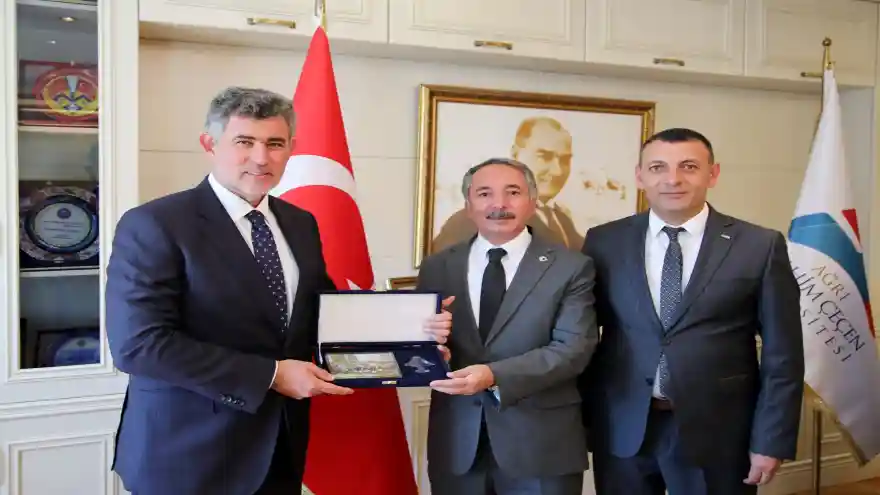 TBB Başkanı FEYZİOĞLU, A.İ.Ç.Ü'yü Ziyaret Etti