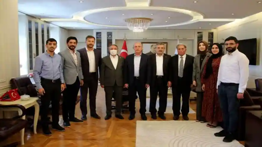 AK Parti Ağrı İl Başkanı Av. Halil Özyolcu A.İ.Ç.Ü. Ziyaret Etti