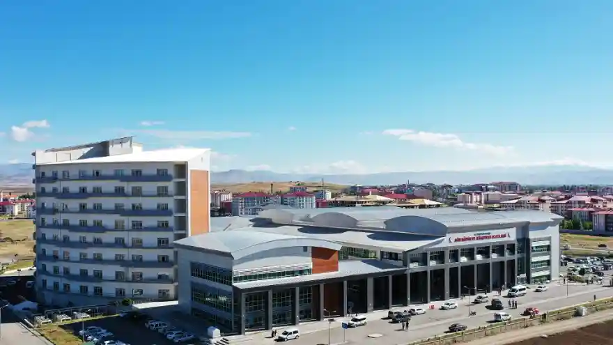 Ağrı İ.Ç. Üniversitesi Hastanesi’nde İlk Bypass Ameliyatı gerçekleştirildi 