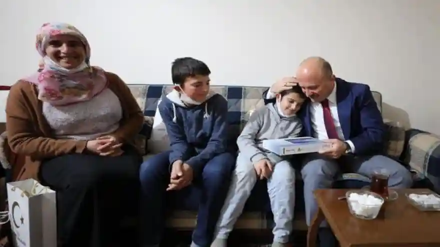 Vali'den Canşi Ailesine Ziyaret