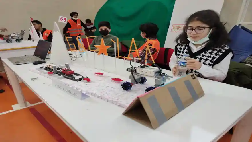 Ağrı'da Robotik ve Kodlama Proje Şenliği  yapıldı