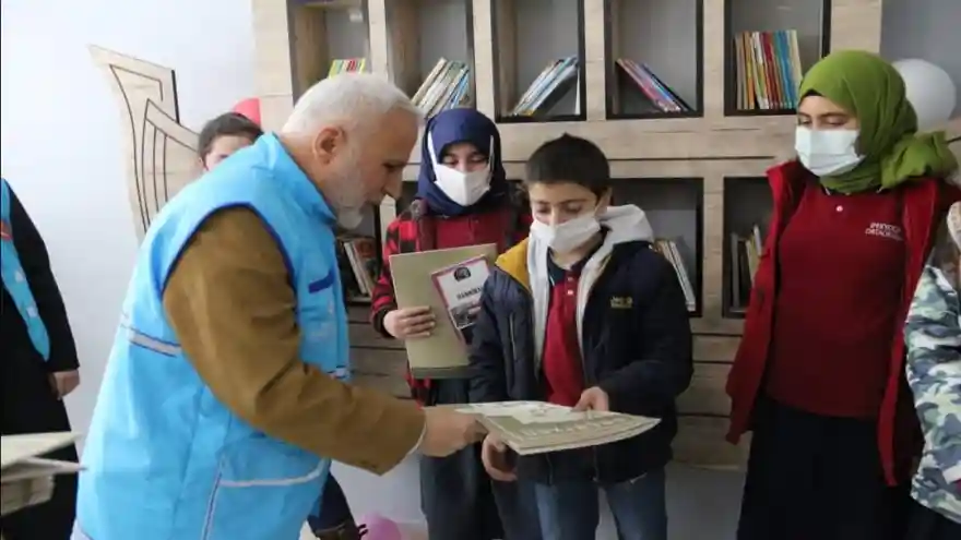 AĞRI’DA ‘GÖNÜL KÜTÜPHANESİ’ KURULDU