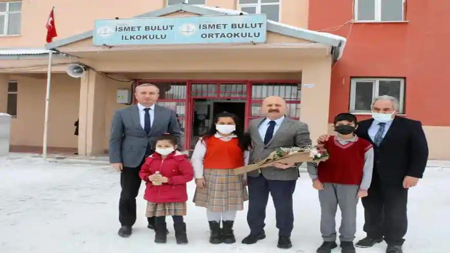 Vali Varol’dan İsmet Bulut İlk/Ortaokuluna Ziyaret