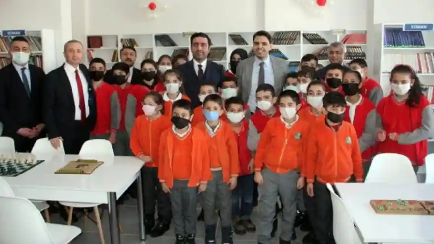 ALMANYA'DAKİ IRKÇI TERÖR SALDIRISI KURBANI GÖKHAN GÜLTEKİN AĞRI'DAKİ KÜTÜPHANEDE YAŞATILACAK