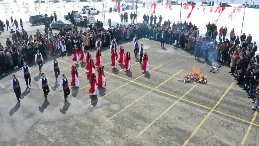 Ağrı’da Nevruz Bayramı Coşkuyla Kutlandı