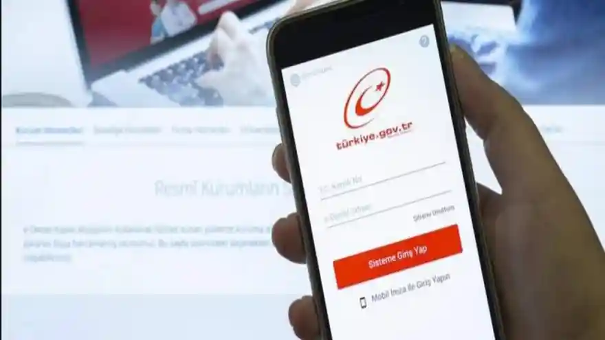 MOTORLU TAŞIT SÜRÜCÜ SERTİFİKASI SORGULAMA VE DOĞRULAMA HİZMETLERİ E-DEVLET KAPISINDA