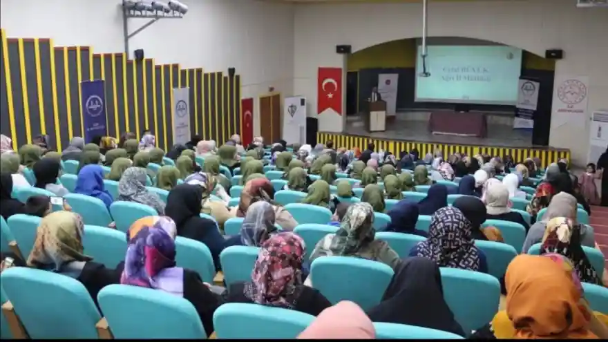 Müftü Büyük: Peygamberimizin Aile Hayatını Örnek Almalıyız