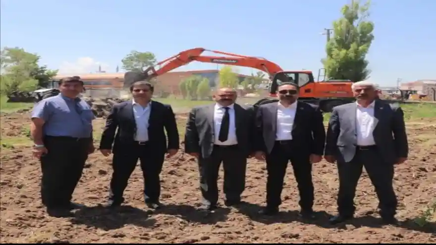 Ağrı’da 20 Yıldır Beklenen Yol Trafiğe Açılıyor