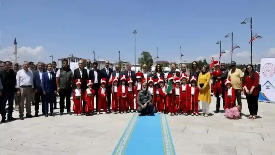 Ağrı’da Çocuk Şenliği Düzenlendi