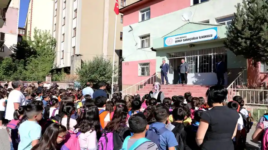 Ağrı'da Ders Zili Çaldı