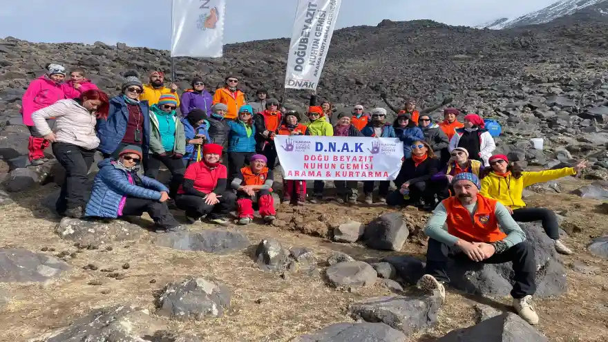 D.N.A.K KADINA ŞİDDETE HAYIR TIRMANIŞI GERÇEKLEŞTİRDİ