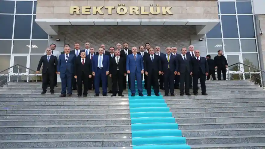 Rektör Karabulut, ÜNİDAP'ın 6’ncı dönem toplantısına katıldı 