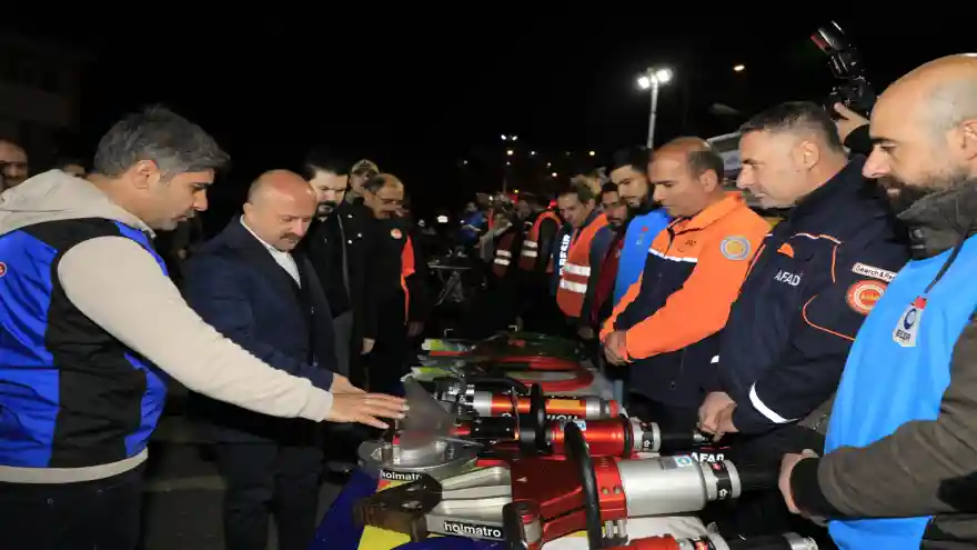 Ağrı'da "Çök, Kapan, Tutun" Tatbikatı Yapıldı