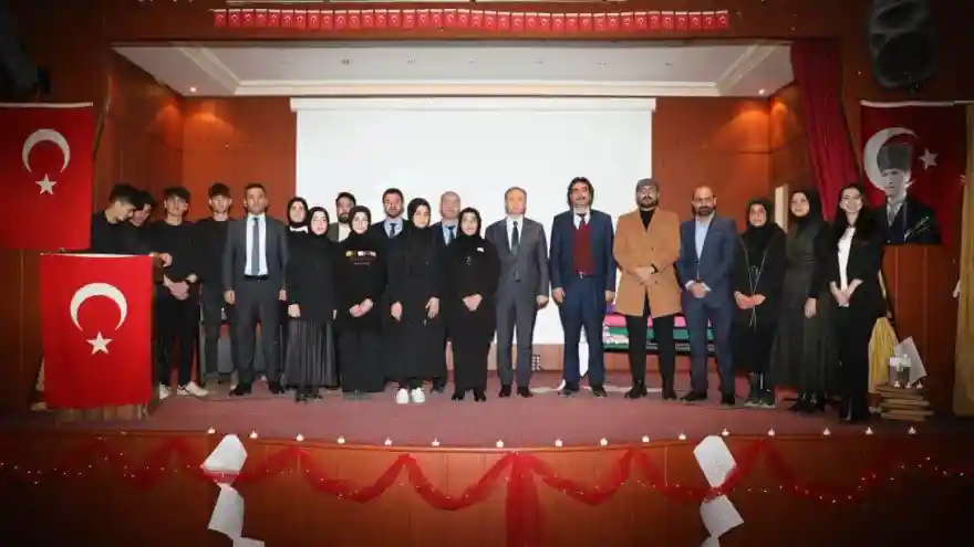 TAŞLIÇAY'DA ŞİİR VE MÜZİK DİNLETİSİ