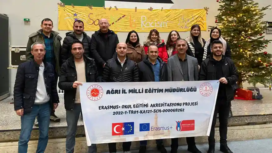 AĞRI'DAKİ ÖĞRETMENLERİN AVRUPA YOLCULUĞU