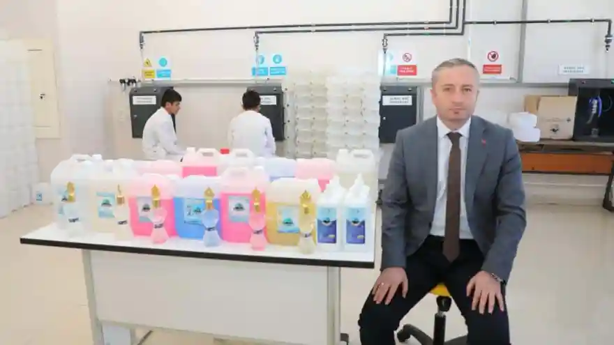 AĞRI'DA MESLEK LİSELERİ ÜLKE EKONOMİSİNE 41 MİLYON LİRA KATKI İLE REKOR KIRDI