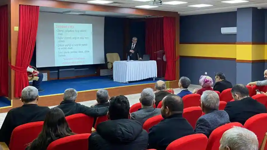 AĞRI'DA İŞ SAĞLIĞI VE GÜVENLİĞİ EĞİTİMİ SEMİNERİ VERİLDİ