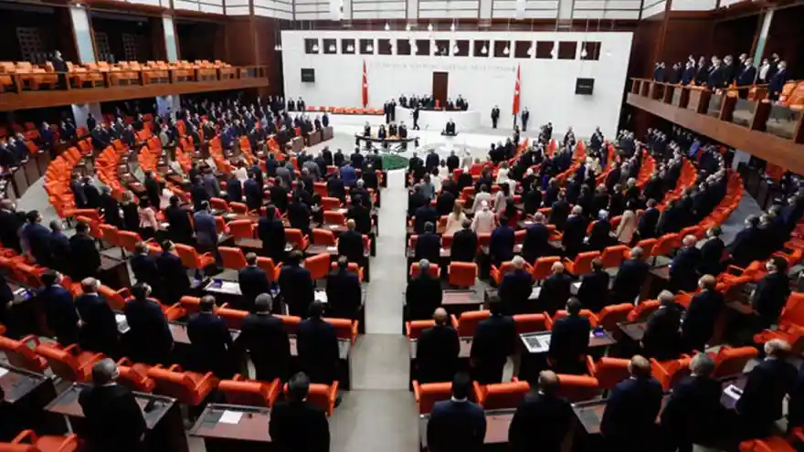 TBMM'NİN 6'NCI YASAMA YILI SONA ERİYOR