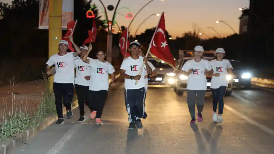 Ağrı’da “15 Temmuz Sancak Koşusu” Düzenlendi