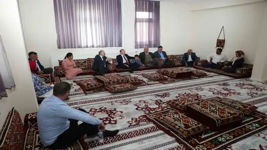 Ağrı'da Kız çocuklarının eğitimi için muhtarlarla iş birliği