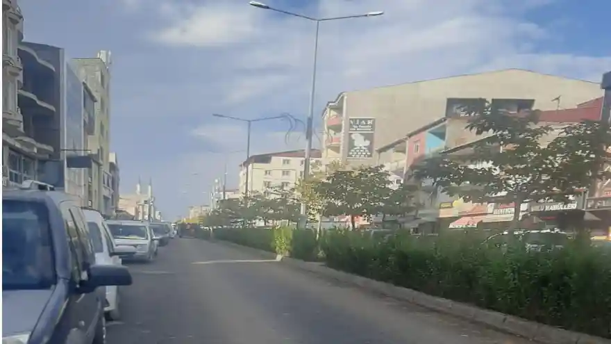 DOĞUBAYAZIT BELEDİYESİNİN, PEYZAJ ÇALIŞMALARI DEVAM EDİYOR