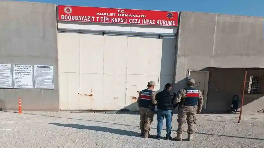 Doğubayazıt'ta 26 yıl hapis cezası olan şahıs yakalandı