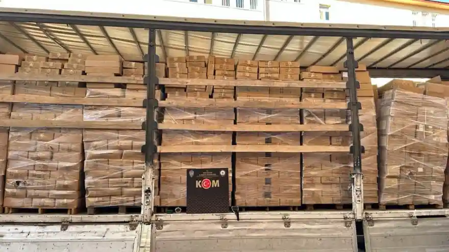 Ağrı’da kaçakçılık operasyonu: 2 milyon TL değerinde malzeme ele geçirildi