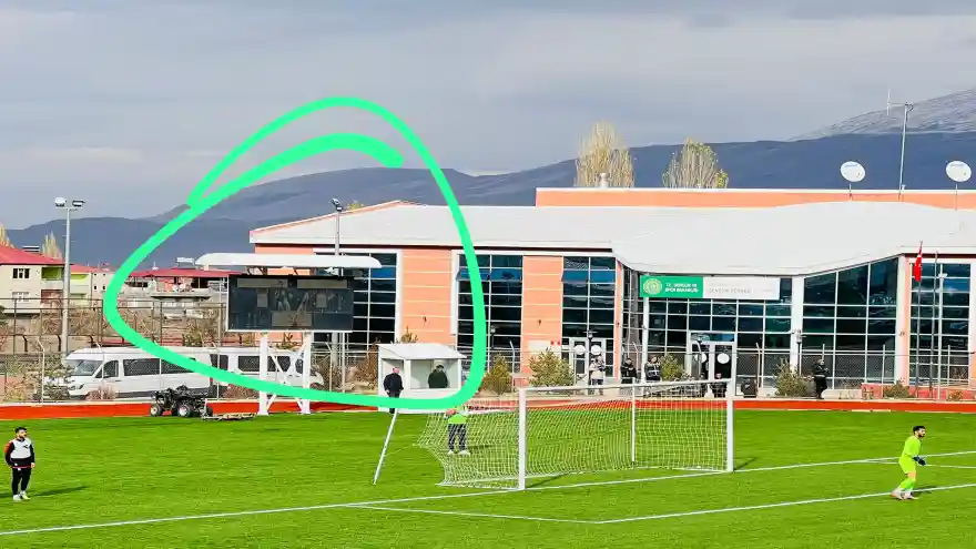 Doğubayazıt FK Taraftarlarından Soru: Skorboard Neden Çalışmıyor?