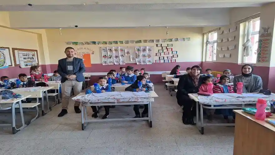 Başkan Acar'dan Okul ziyareti