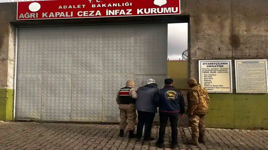 Ağrı Jandarmadan dev operasyon: 73 firari yakalandı