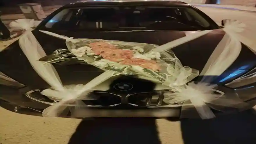 Ağrı’da gelin arabasından kaçak göçmen çıktı