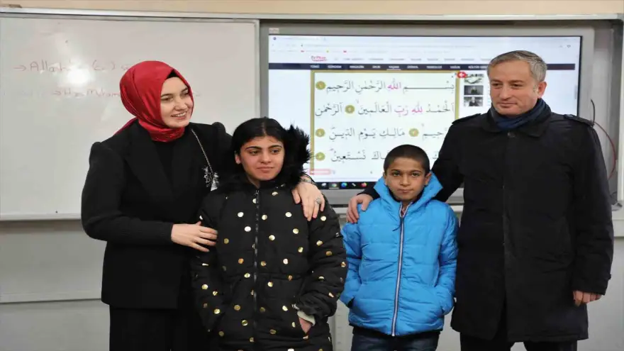 Ağrı’da, "Okulum Beni Bekler Projesi" ile 853 çocuk yeniden sıralara oturdu